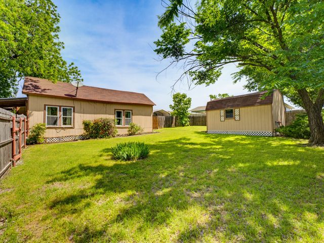 601 S Miller Street, Decatur, TX 76234