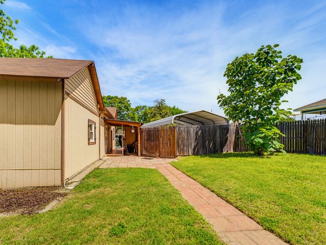 601 S Miller Street, Decatur, TX 76234