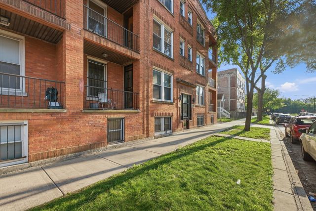 1425 E 68th Street 1, Chicago, IL 60637