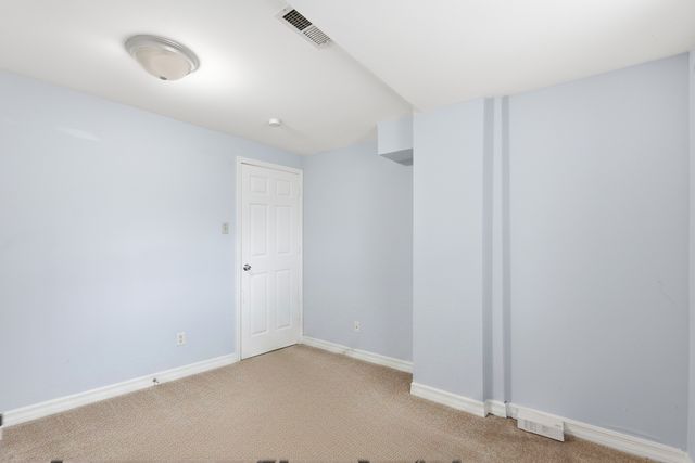 1425 E 68th Street 1, Chicago, IL 60637