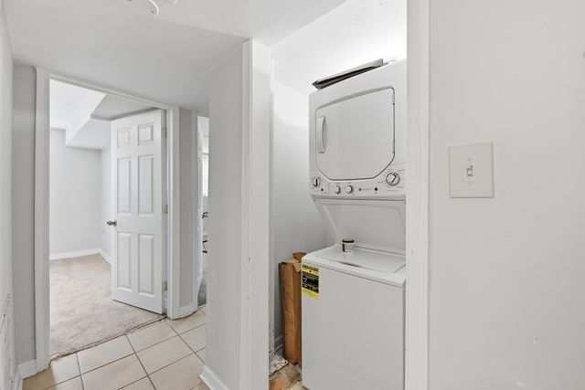 1425 E 68th Street 1, Chicago, IL 60637
