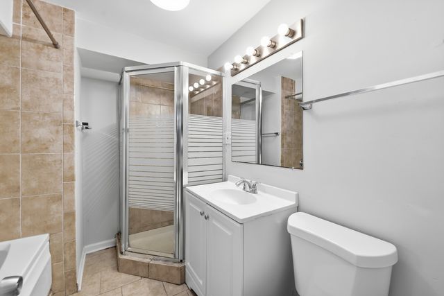 1425 E 68th Street 1, Chicago, IL 60637