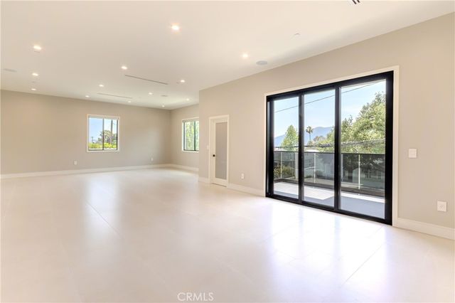 2941 Mary Street, La Crescenta, CA 91214