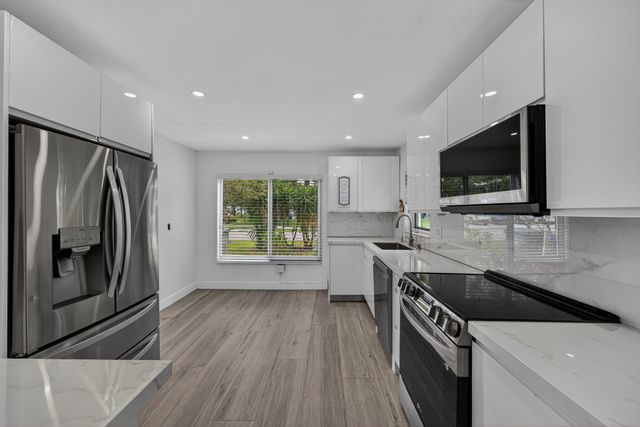 391 Leisure Boulevard, Pompano Beach, FL 33064