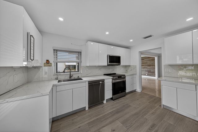 391 Leisure Boulevard, Pompano Beach, FL 33064