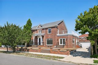 65 W Beech Street, Long Beach, NY 11561