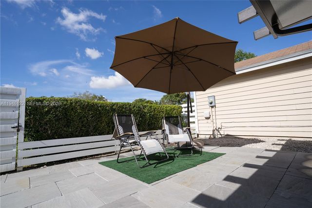 14954 SW 142nd Pl, Miami, FL 33186