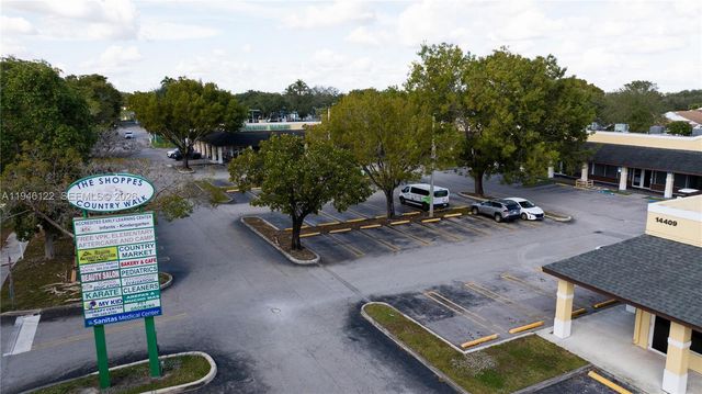 14954 SW 142nd Pl, Miami, FL 33186