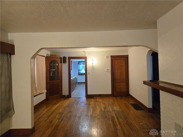 2310 Oakridge Drive, Dayton, OH 45417