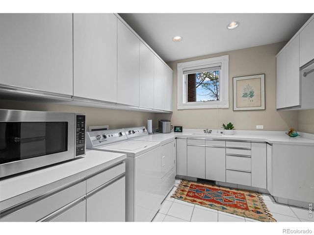 8414 Firethorn Court, Niwot, CO 80503