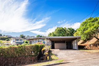 99-822 Nahiolea Street, Aiea, HI 96701