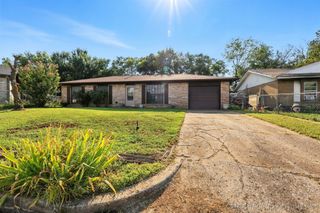6102 N Wheeling Avenue, Tulsa, OK 74130