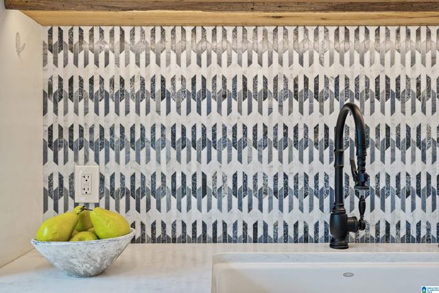 4205 ANTIETAM DRIVE, Mountain Brook, AL 35213