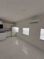 6716 NW 6th Ave 2, Miami, FL 33150