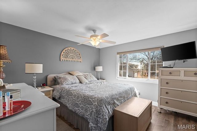 677 Rustic Valley Drive, Ballwin, MO 63021