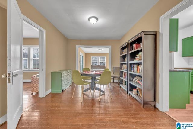 8716 WEST BOULEVARD, Birmingham, AL 35206