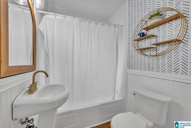 8716 WEST BOULEVARD, Birmingham, AL 35206