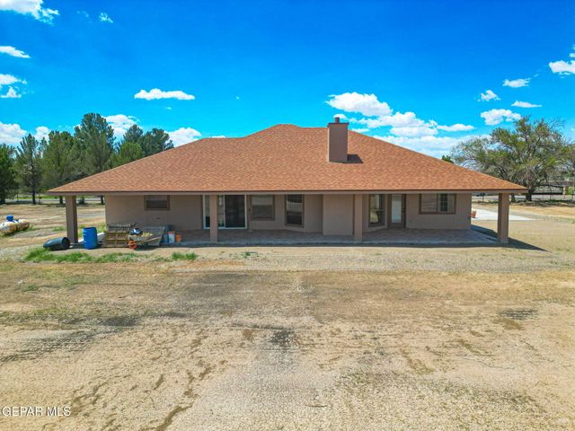 730 Strawberry Circle, El Paso, TX 79932