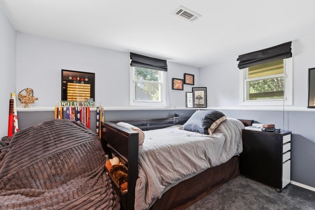11S560 Whittington Lane, Naperville, IL 60564