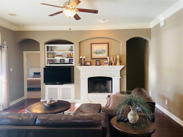 2119 Coldwater Bridge Lane, League City, TX 77573