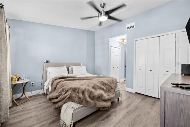 8730 COBBLER PLACE, Tampa, FL 33615