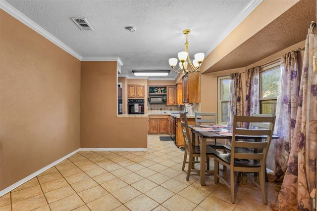 5501 Wood View Street, North Richland Hills, TX 76180