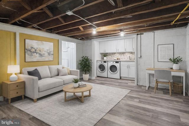 1211 E 35TH ST, Baltimore, MD 21218