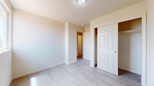 5555 Landon Ln, Riverbank, CA 95367