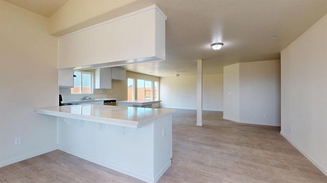 5555 Landon Ln, Riverbank, CA 95367