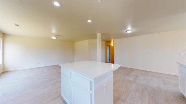 5555 Landon Ln, Riverbank, CA 95367