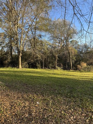 705 Smokey River Bend, Conroe, TX 77316