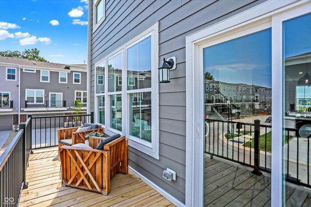 9335 Clarendon Drive, Fishers, IN 46038