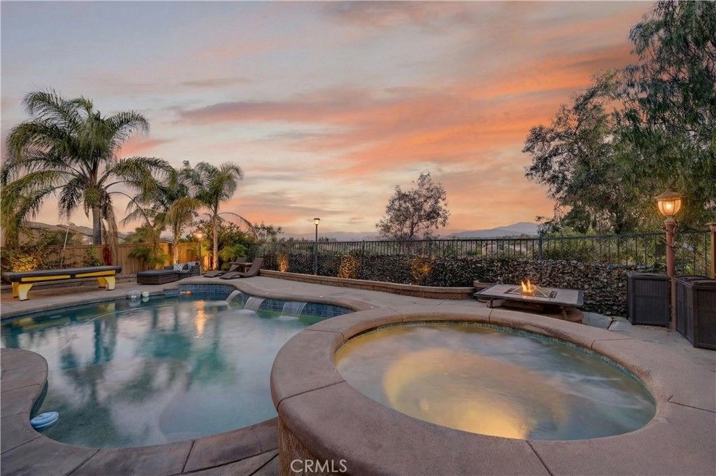 17388 Hawkwood, Riverside, CA 92503
