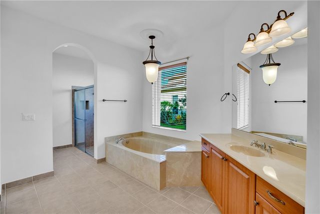 1940 Newmark Circle SW, Vero Beach, FL 32968