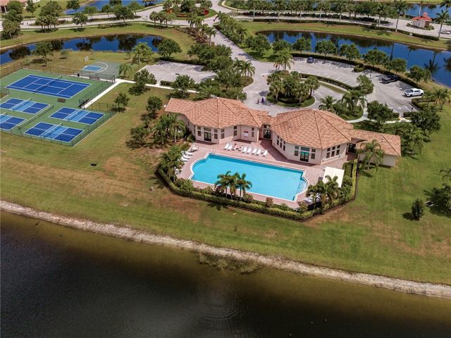 1940 Newmark Circle SW, Vero Beach, FL 32968