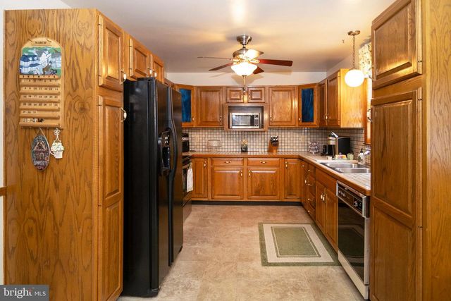 55 TAYLOR AVE, Milmay, NJ 08340