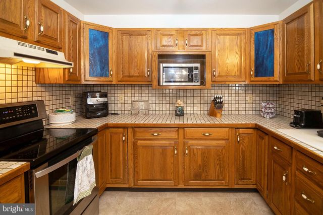 55 TAYLOR AVE, Milmay, NJ 08340