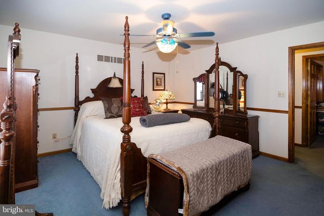 55 TAYLOR AVE, Milmay, NJ 08340