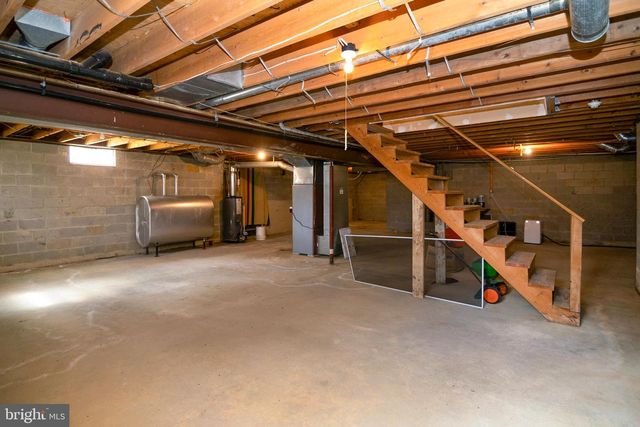 55 TAYLOR AVE, Milmay, NJ 08340