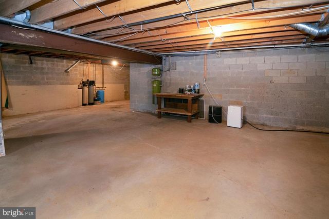 55 TAYLOR AVE, Milmay, NJ 08340