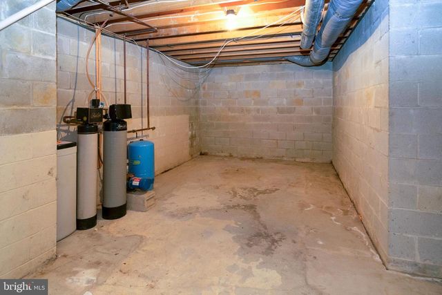 55 TAYLOR AVE, Milmay, NJ 08340