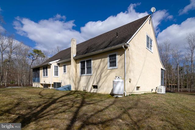 55 TAYLOR AVE, Milmay, NJ 08340