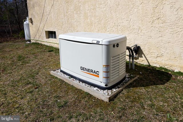 55 TAYLOR AVE, Milmay, NJ 08340