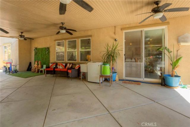 977 Saltbush, Hemet, CA 92545