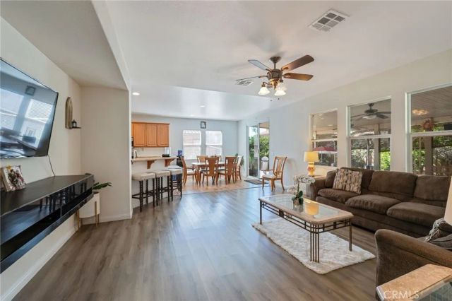 977 Saltbush, Hemet, CA 92545