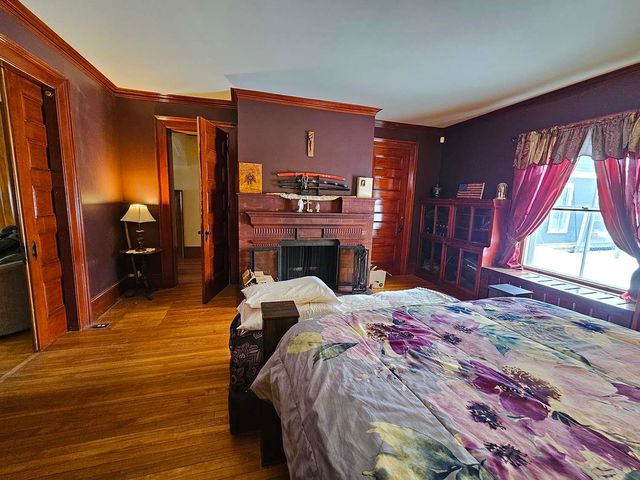 527 main Street, Enosburg, VT 05450