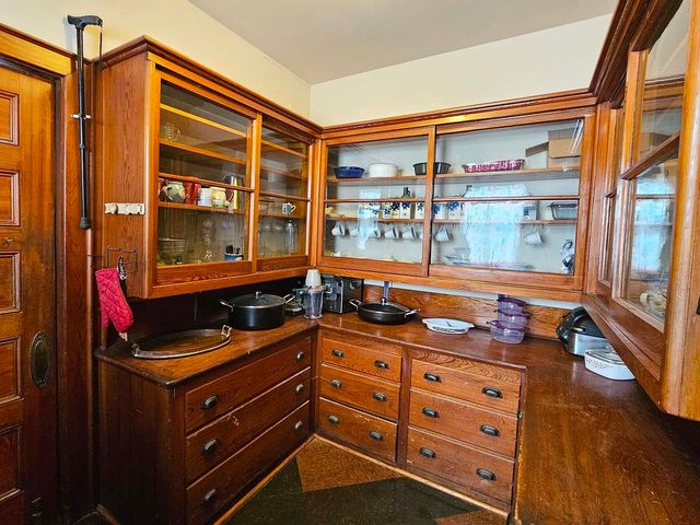 527 main Street, Enosburg, VT 05450