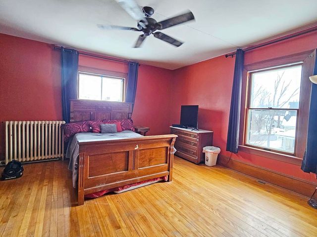 527 main Street, Enosburg, VT 05450