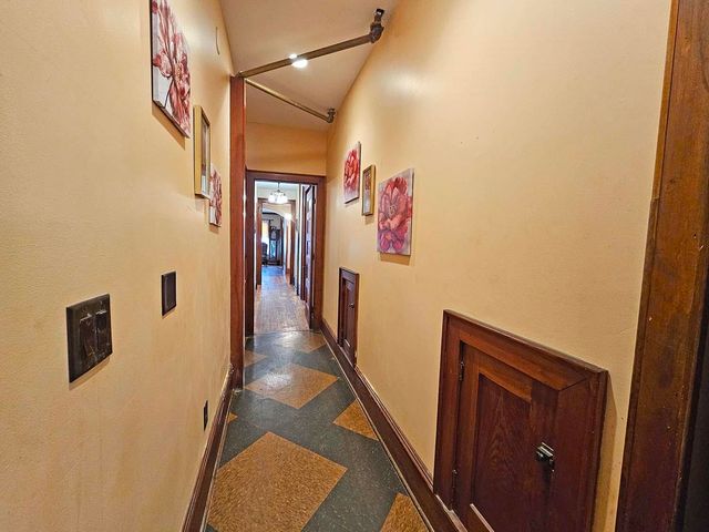 527 main Street, Enosburg, VT 05450