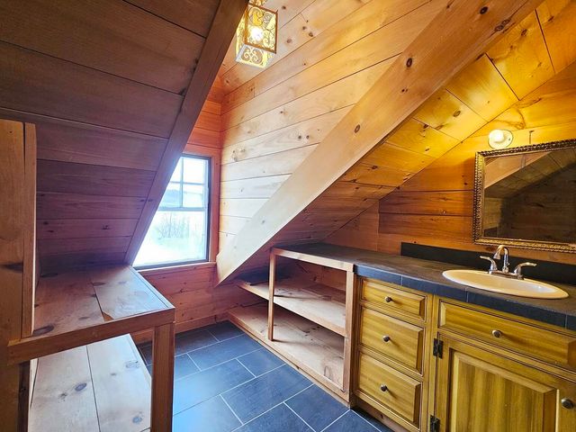 527 main Street, Enosburg, VT 05450